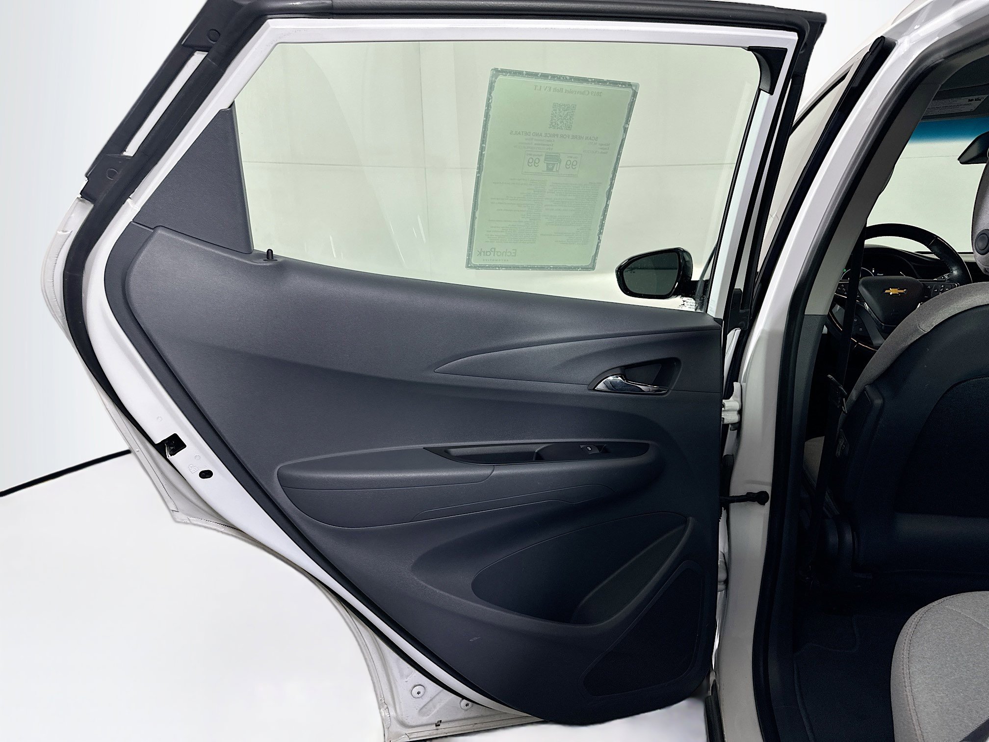 Used 2019 Chevrolet Bolt LT FWD image 26