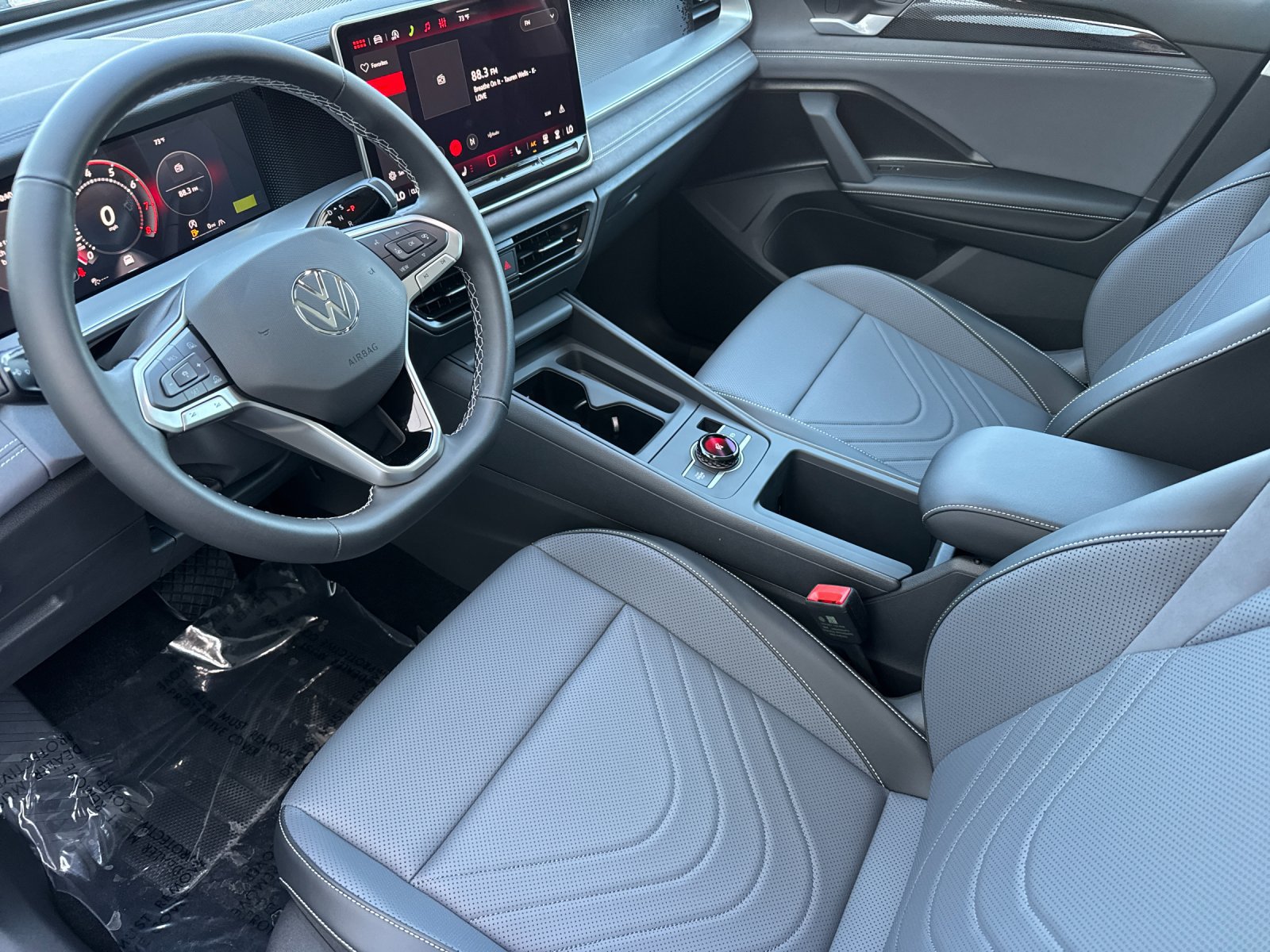 New 2026 Volkswagen Tiguan SE AWD/4WD image 10