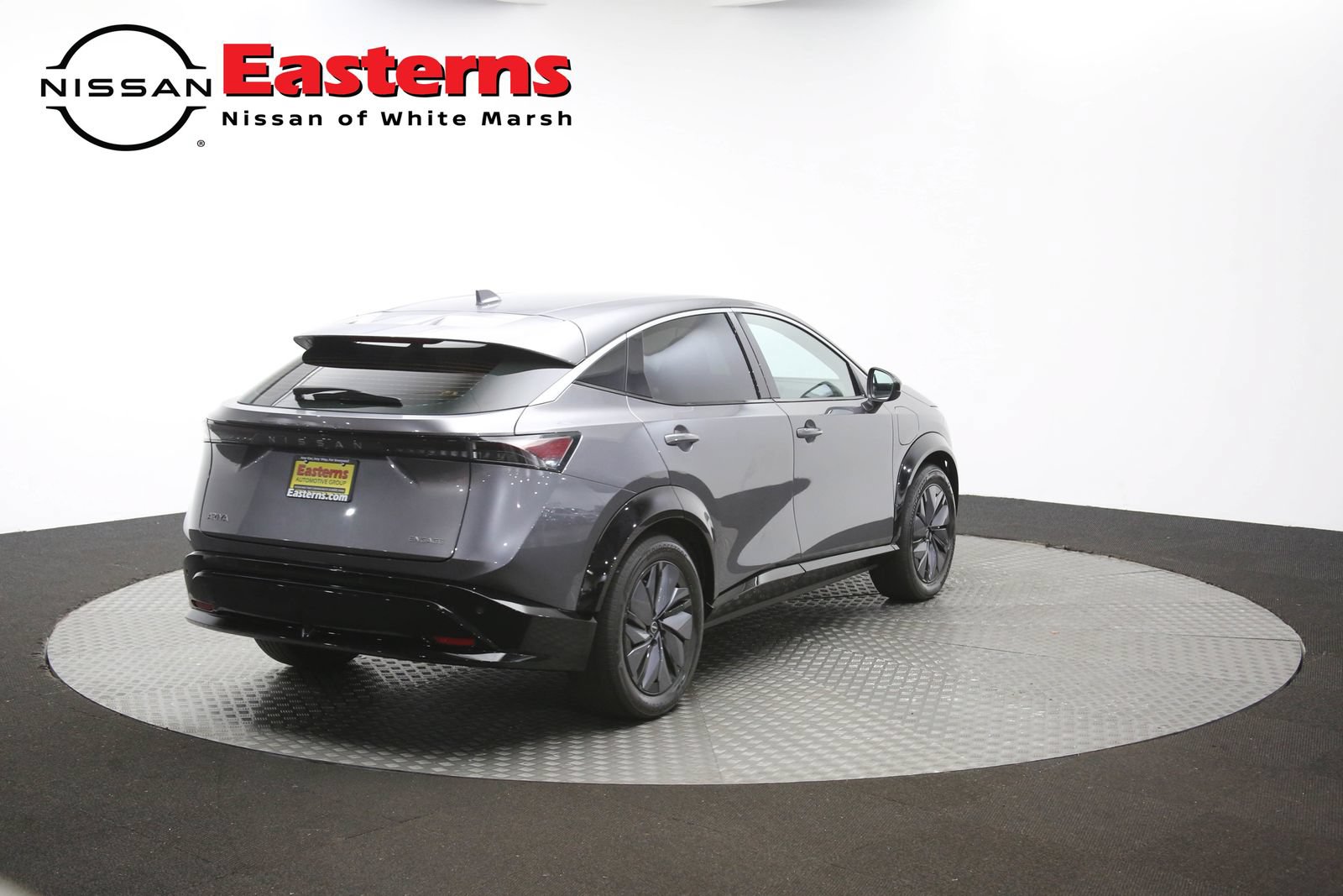 Used 2023 Nissan Ariya FWD image 40