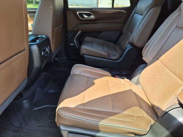Used 2021 Chevrolet Tahoe High Country w/ Premium Package AWD/4WD image 20