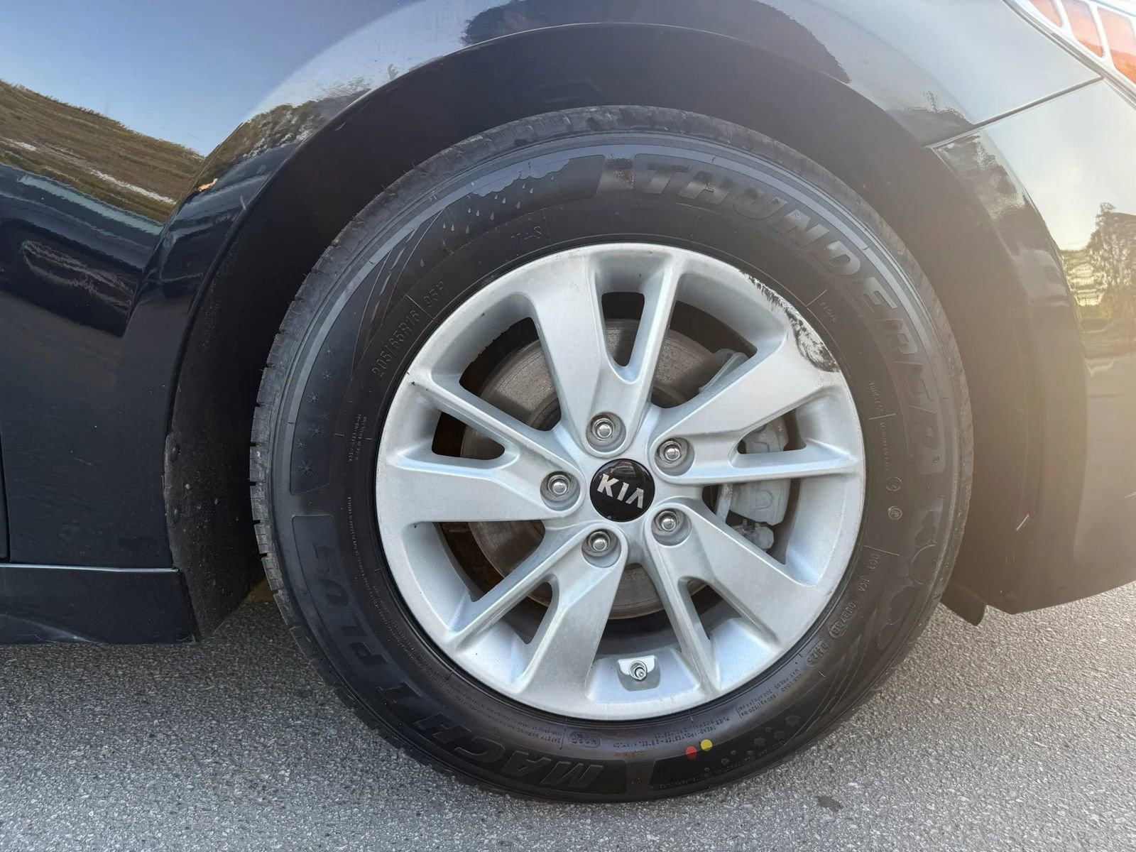 Used 2018 Kia Optima LX image 30