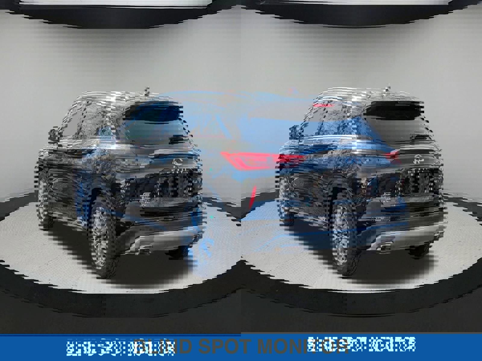 Used 2021 INFINITI QX50 Essential w/ Convenience Package image 6