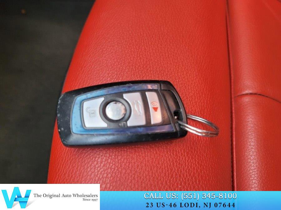 Used 2017 BMW 330i xDrive Sedan AWD/4WD image 23