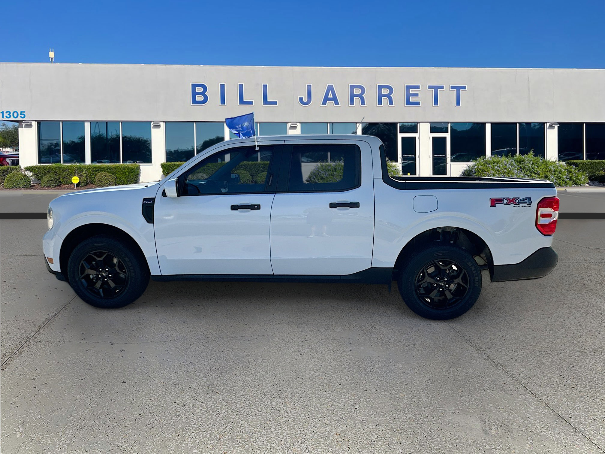 Certified 2022 Ford Maverick XLT w/ Equipment Group 300A Standard image 4