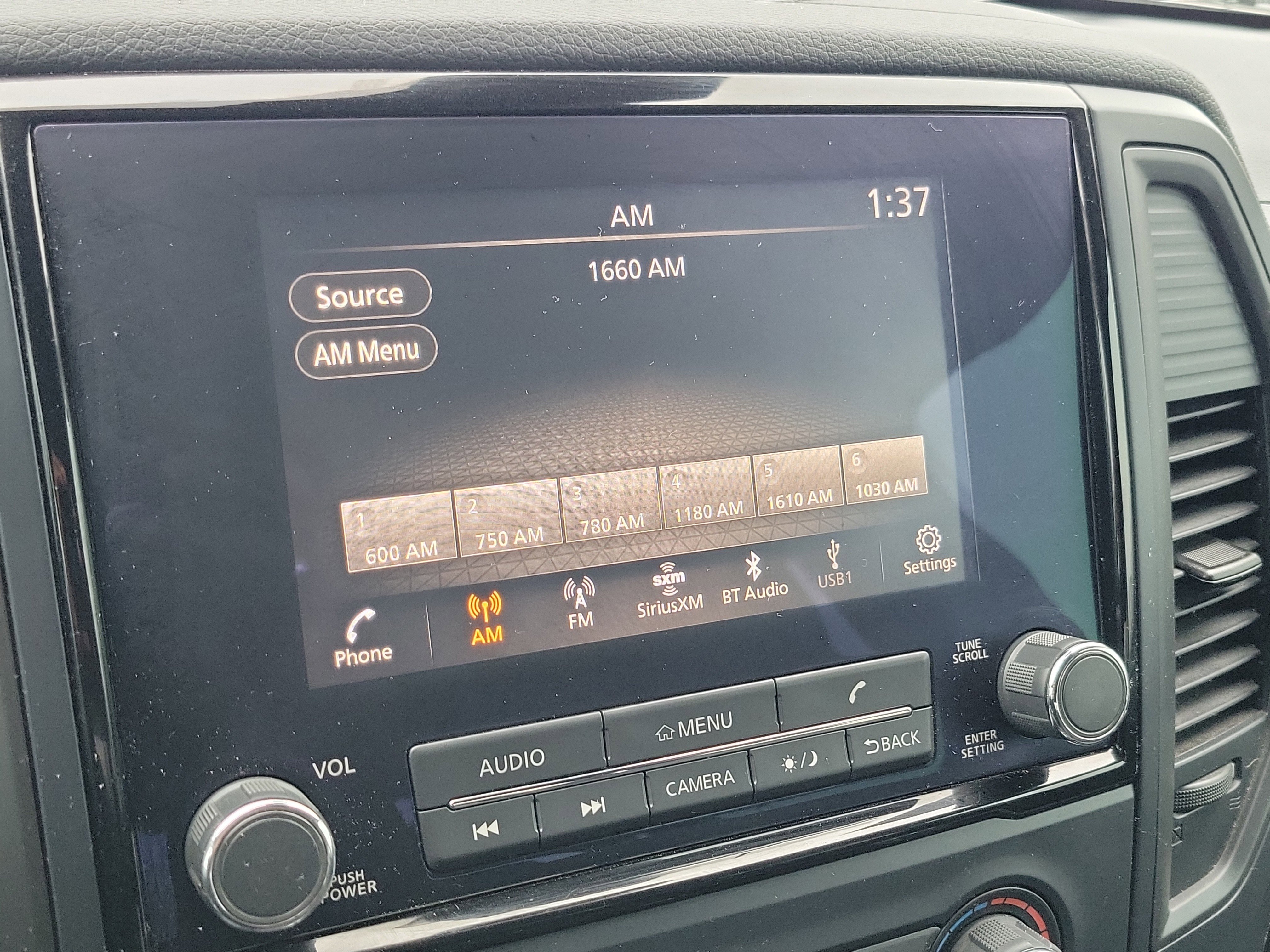 Used 2023 Nissan Titan SV w/ Accessory Utility Package image 28