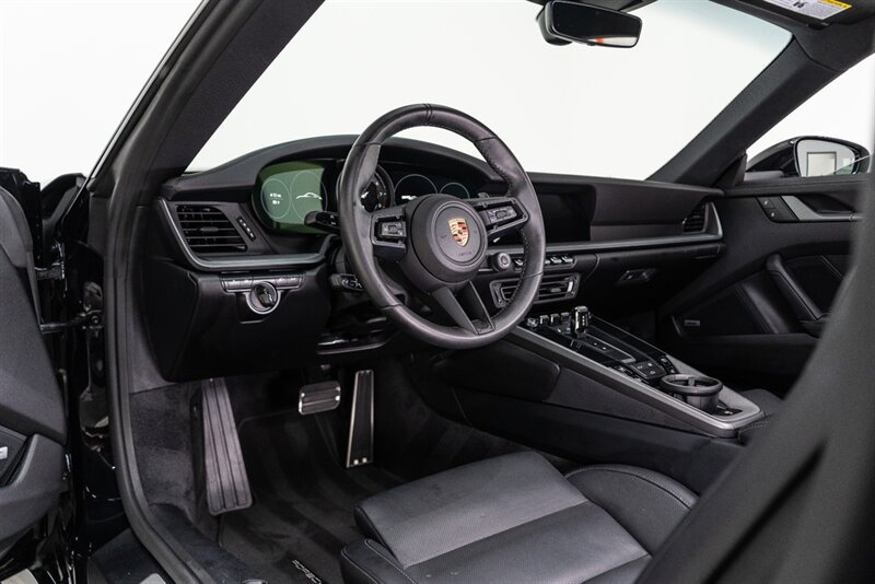 Used 2024 Porsche 911 Carrera RWD image 79
