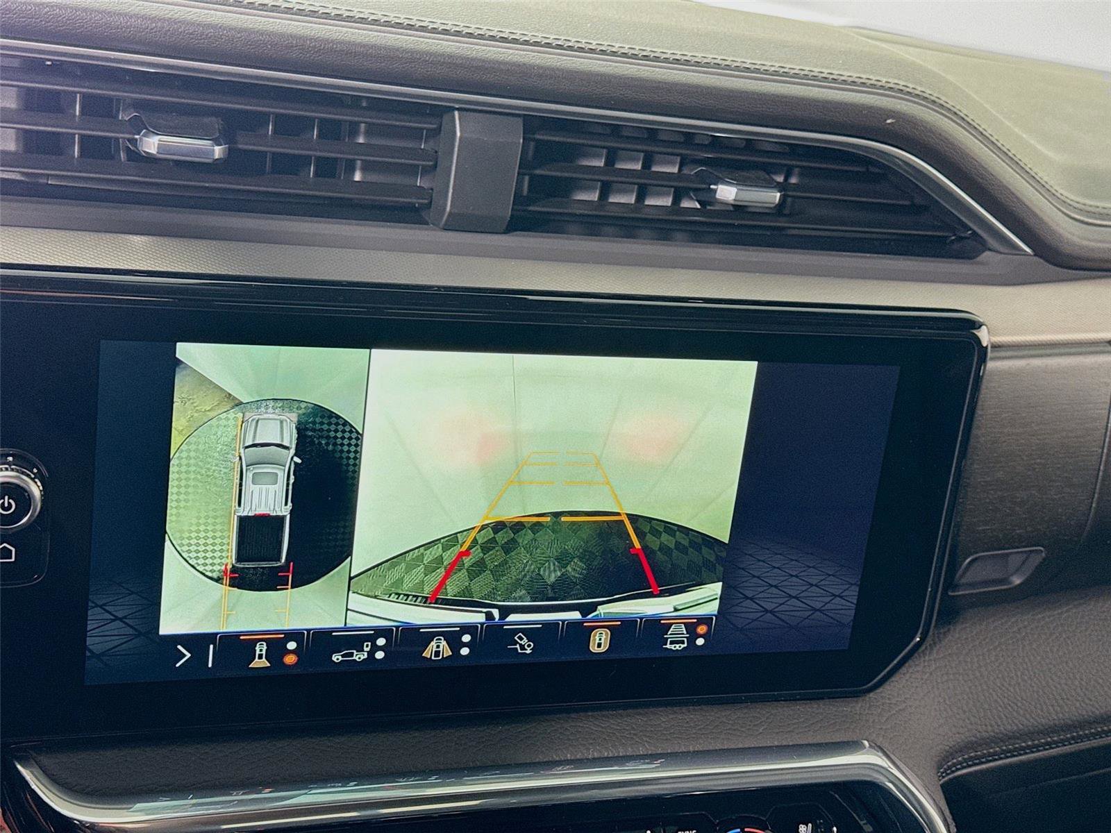 New 2026 GMC Sierra 1500 Denali w/ Technology Package image 9