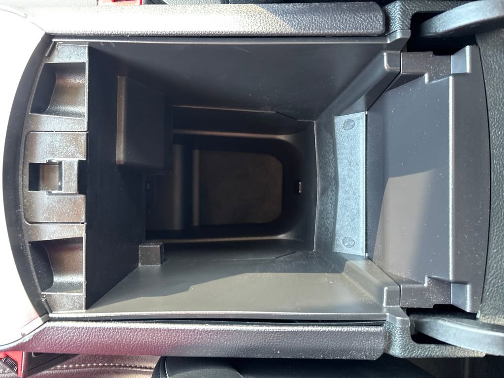 Used 2024 Ford Edge SEL image 30