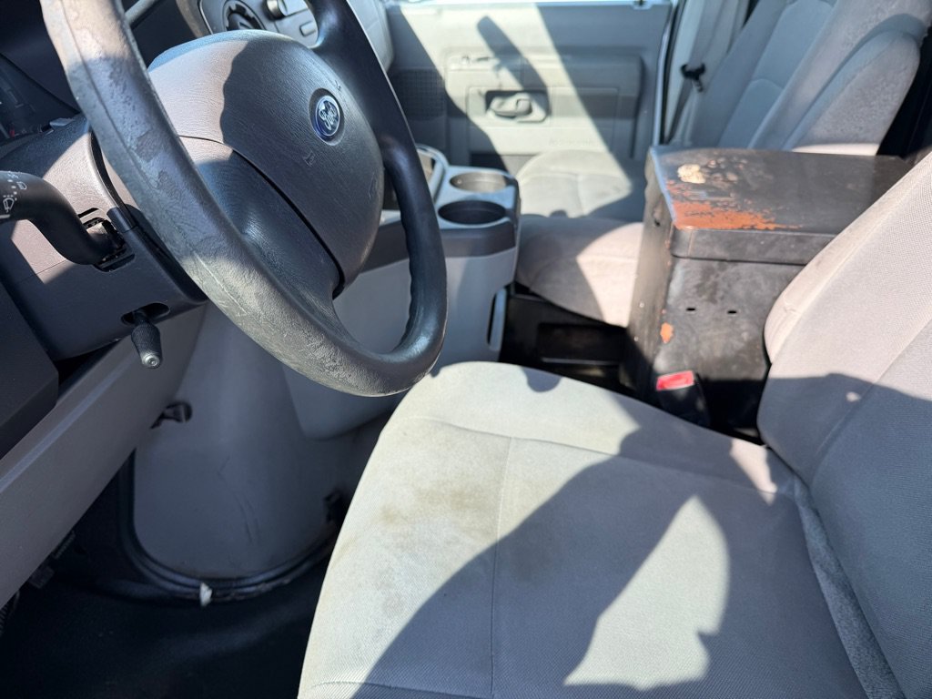 Used 2011 Ford E-250 and Econoline 250 w/ PWR Group RWD image 9