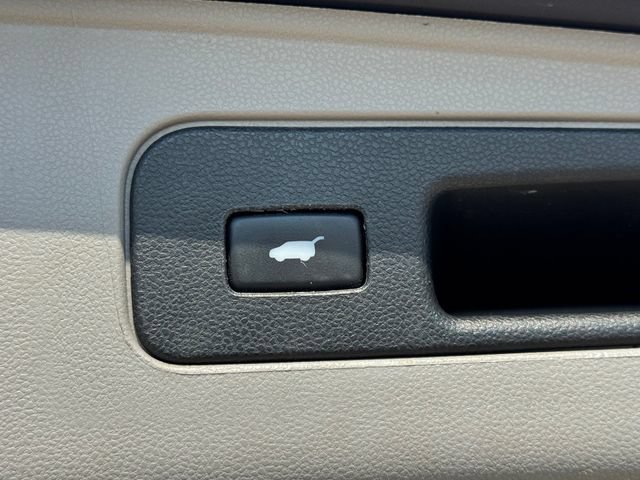 Used 2016 Honda Odyssey Touring Elite image 14
