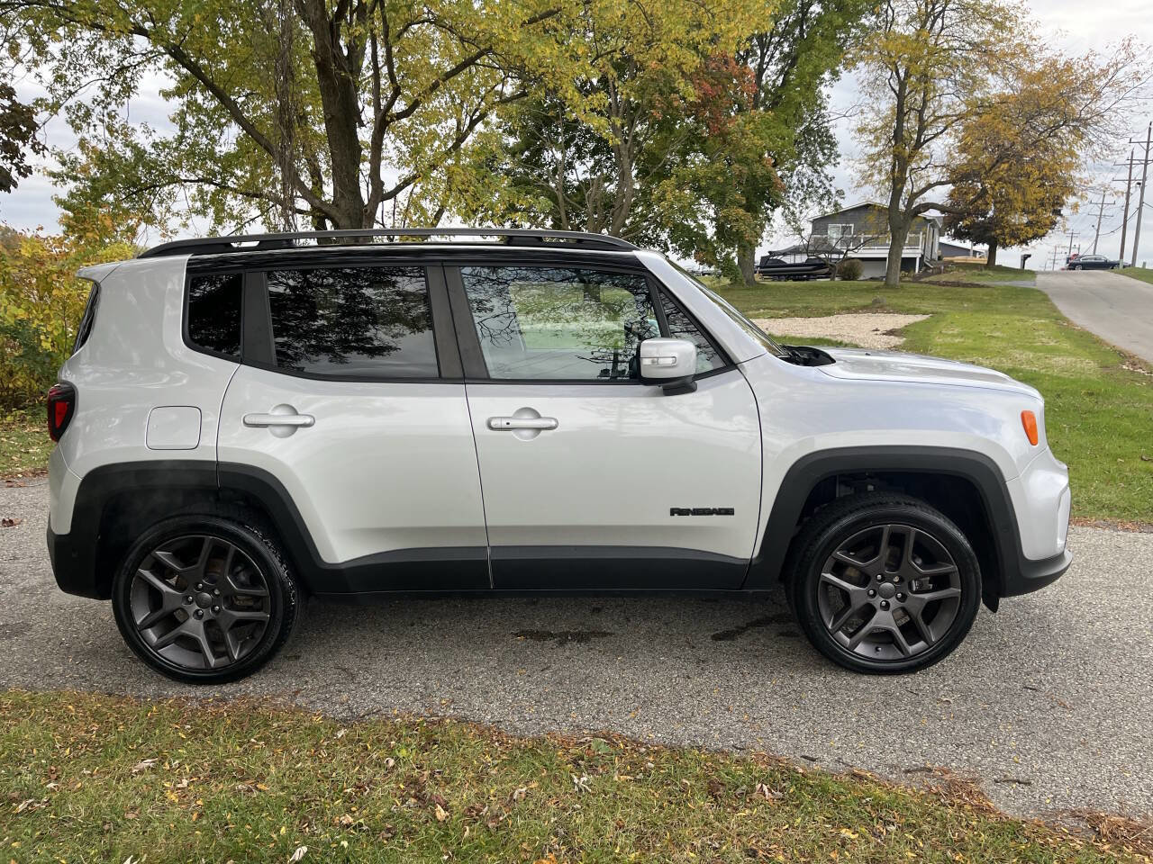 Used 2020 Jeep Renegade Altitude image 6