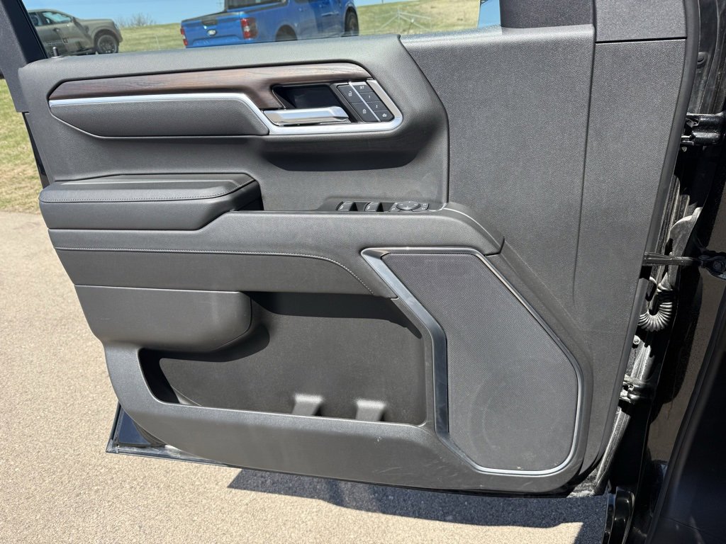 Used 2025 GMC Sierra 1500 SLT image 53