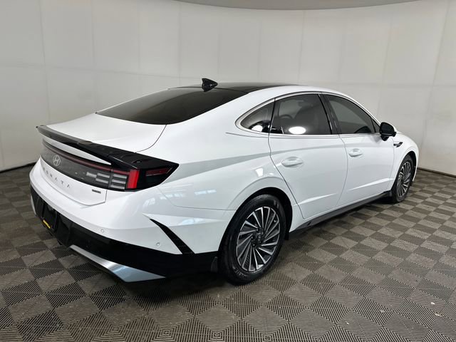 Used 2024 Hyundai Sonata Limited FWD image 3