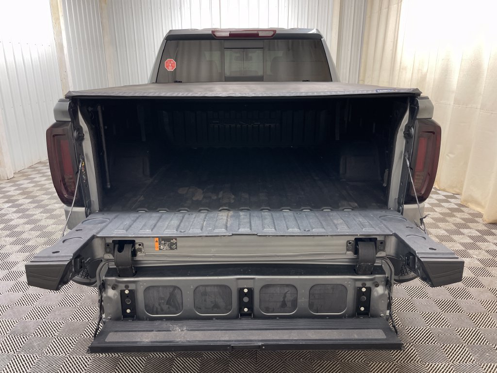 Certified 2022 GMC Sierra 1500 Denali w/ Driver Alert Package II AWD/4WD image 49