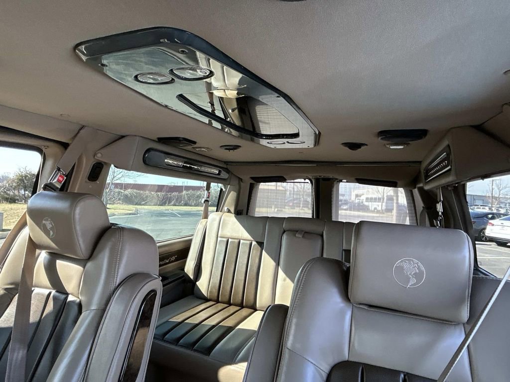 Used 2014 GMC Savana 1500 image 19