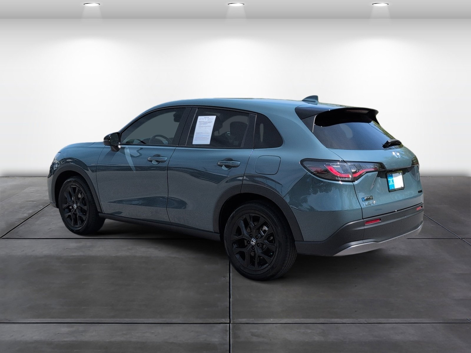 Certified 2025 Honda HR-V Sport image 3