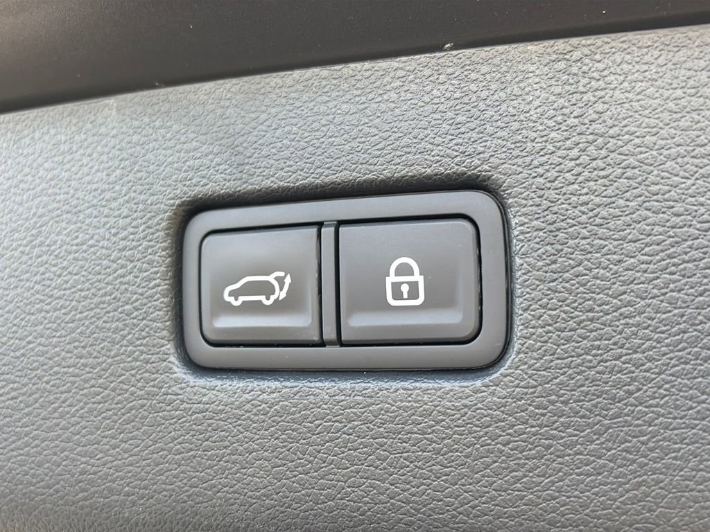 Used 2021 Genesis GV80 3.5T w/ Advanced Package 06 AWD/4WD image 6