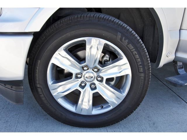 Used 2019 Ford F150 Platinum w/ Equipment Group 701A Luxury image 29