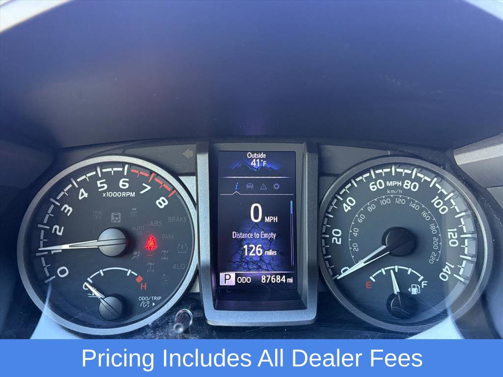 Used 2020 Toyota Tacoma TRD Sport w/ Technology Package AWD/4WD image 10