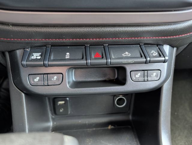 Used 2017 GMC Canyon SLE w/ All Terrain Package AWD/4WD image 21