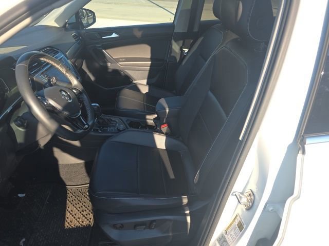 Used 2021 Volkswagen Tiguan SEL image 13