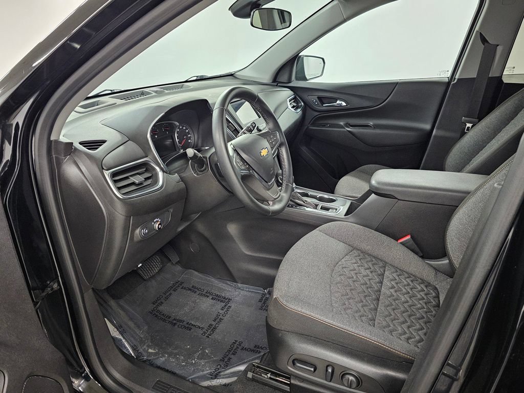 Certified 2024 Chevrolet Equinox LT FWD image 12