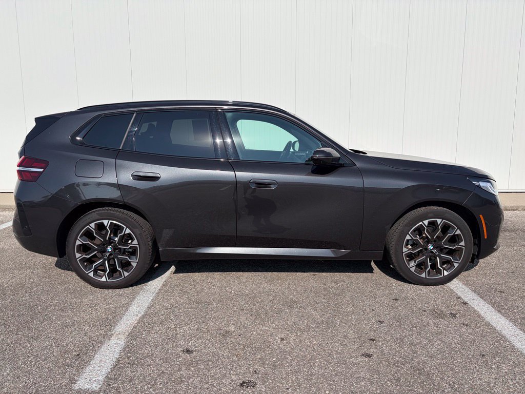 Used 2025 BMW X3 xDrive30i w/ Premium Package AWD/4WD image 9