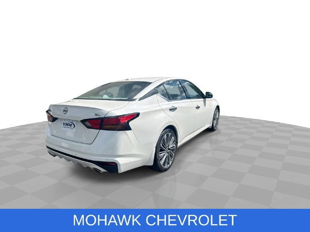 Used 2024 Nissan Altima 2.5 SL FWD image 8