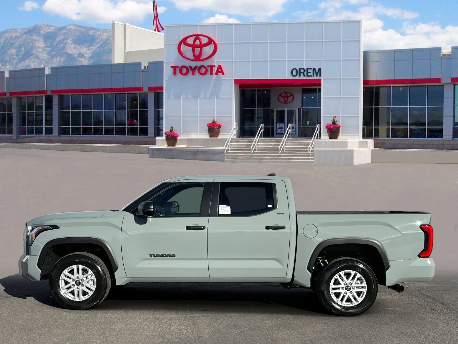 New 2026 Toyota Tundra SR5 w/ SR5 Convenience Package image 5