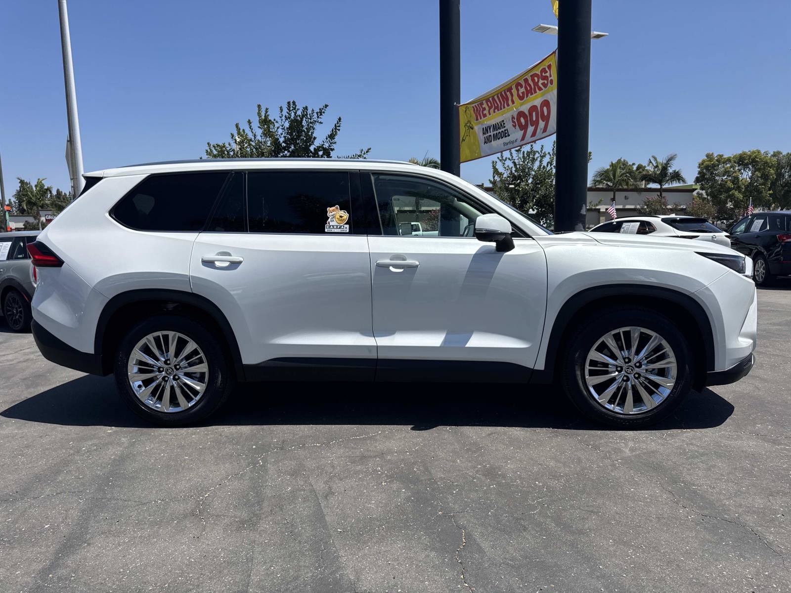 Used 2024 Toyota Grand Highlander AWD image 4