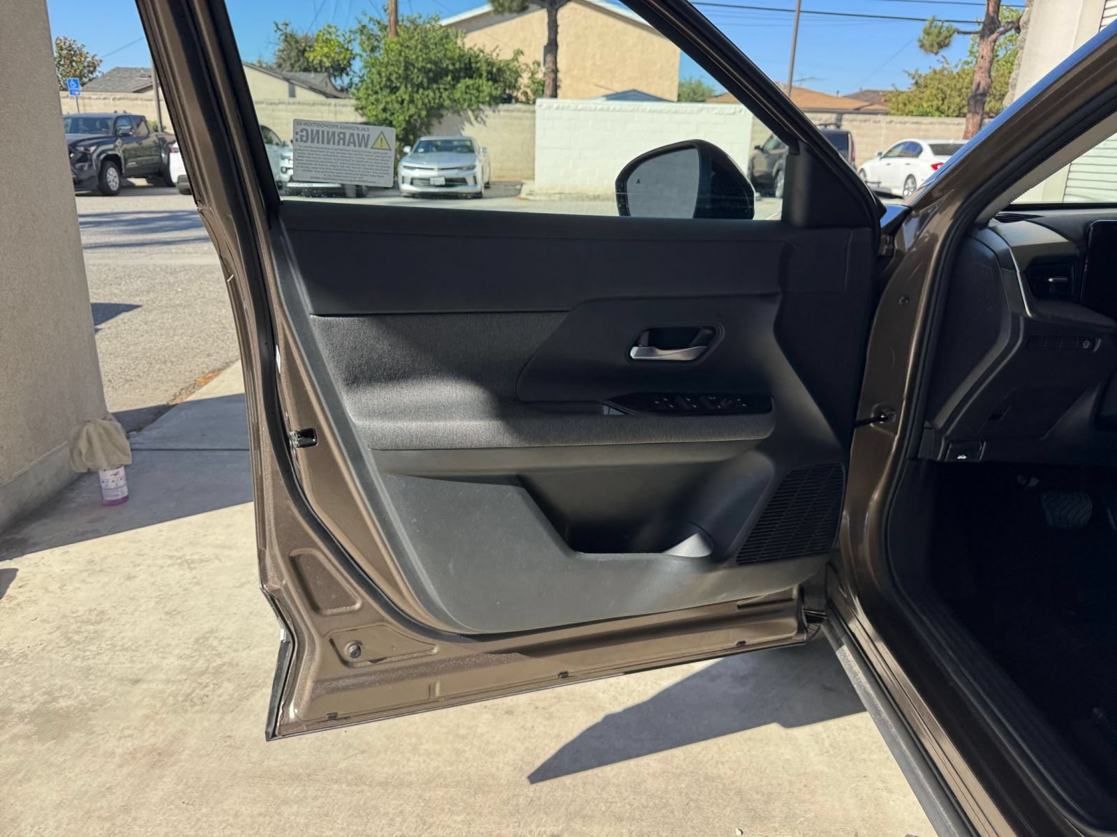 Used 2026 Nissan Kicks SV w/ Cold Weather Package FWD image 18