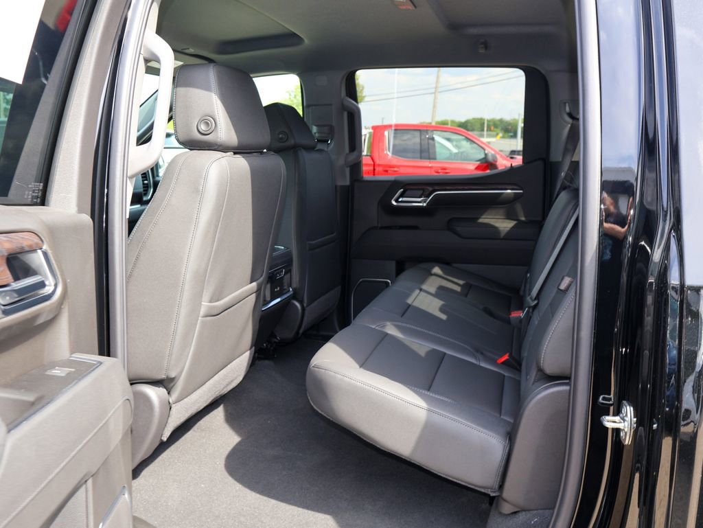 New 2026 GMC Sierra 1500 SLT AWD/4WD image 10