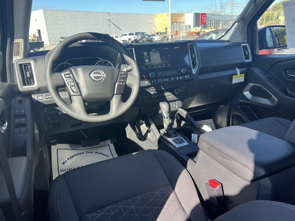 New 2026 Nissan Frontier SV w/ SV Convenience Package image 13
