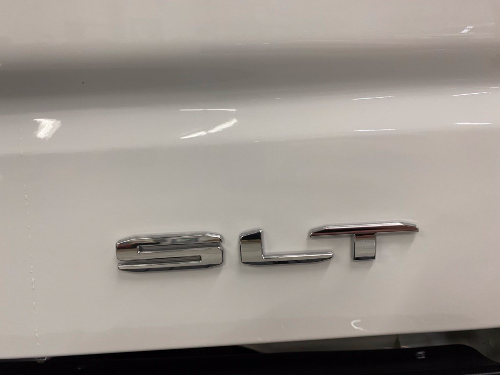 Used 2025 GMC Sierra 1500 SLT AWD/4WD image 28