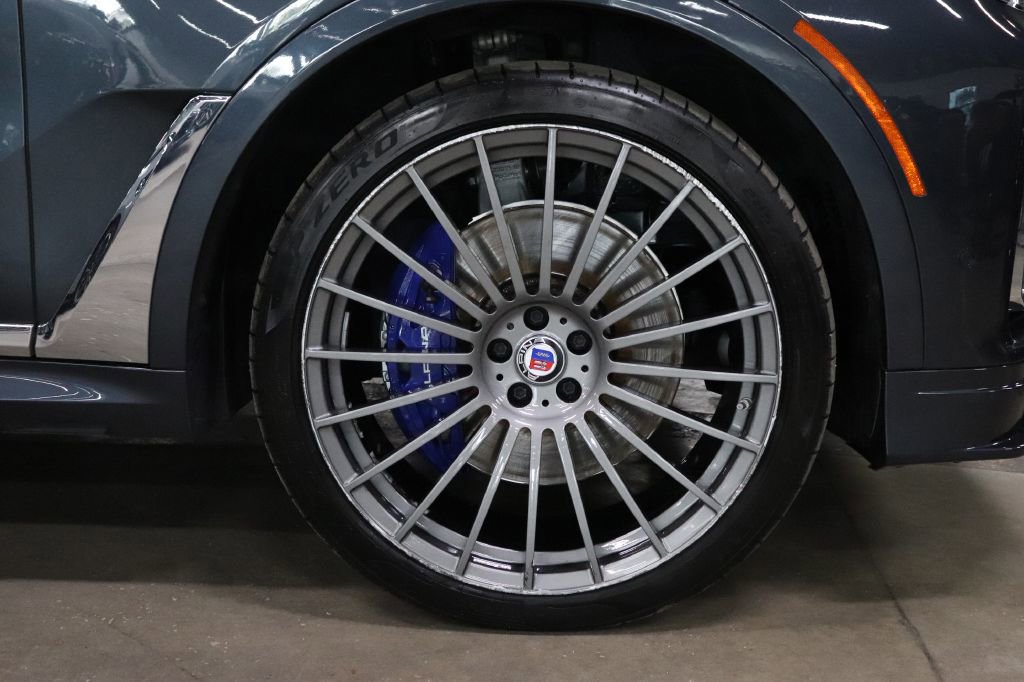 Used 2021 BMW ALPINA XB7 image 32