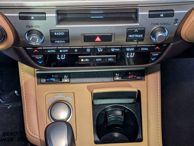 Used 2016 Lexus ES 350 w/ Premium Package w/Wood Trim FWD image 19