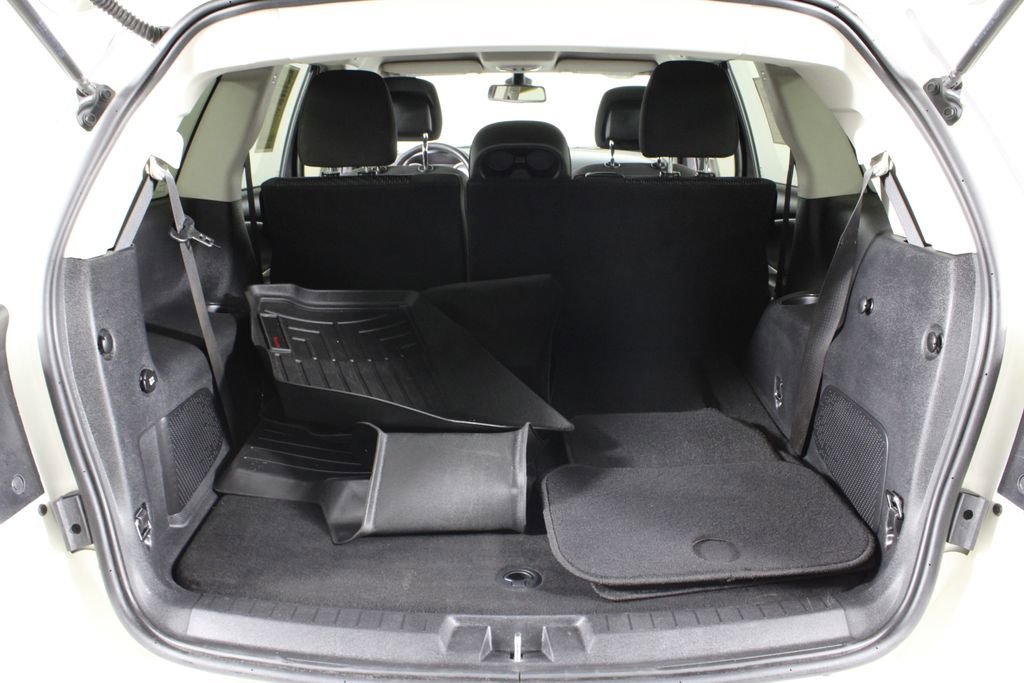 Used 2018 Dodge Journey SE w/ Blacktop Package image 15