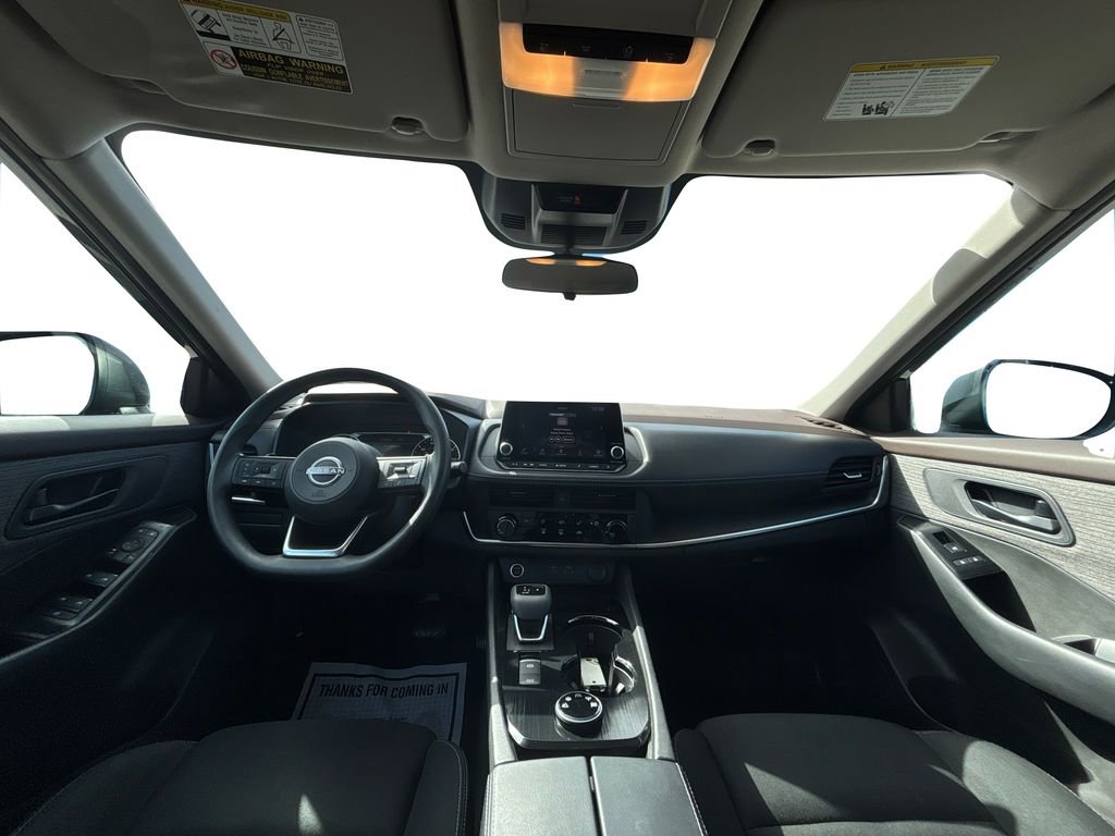 Used 2023 Nissan Rogue S image 17