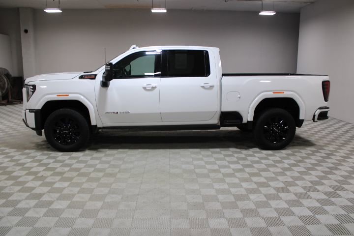 Used 2024 GMC Sierra 2500 AT4 w/ AT4 Premium Plus Package image 8