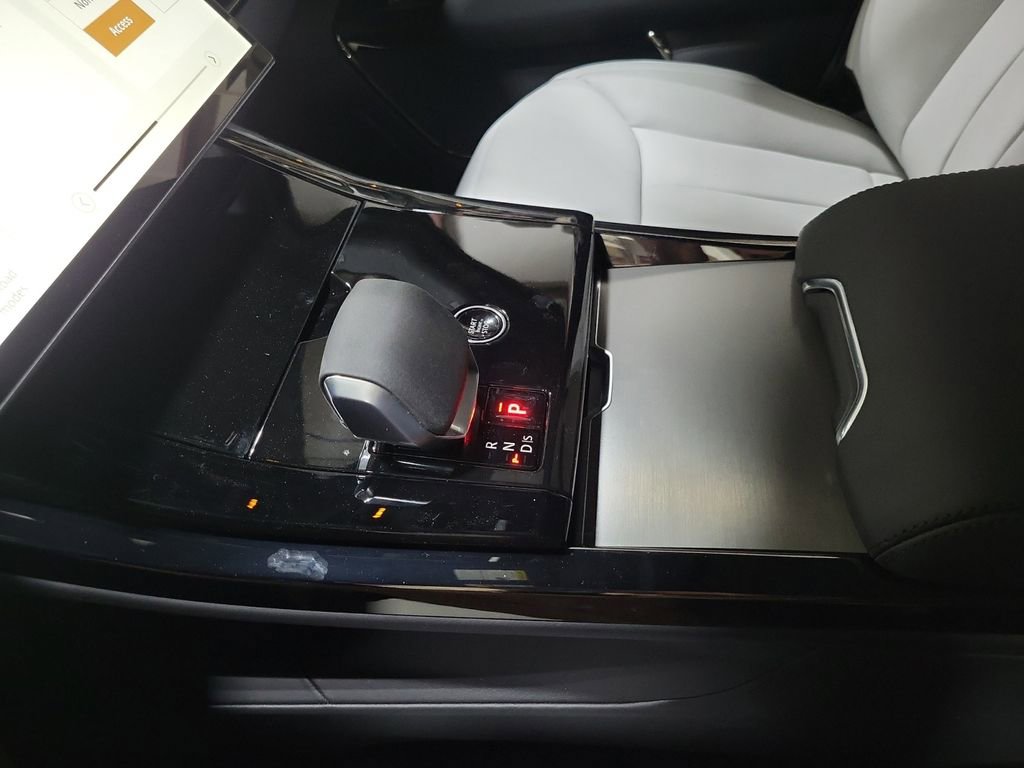 New 2026 Land Rover Range Rover Sport Dynamic SE image 20