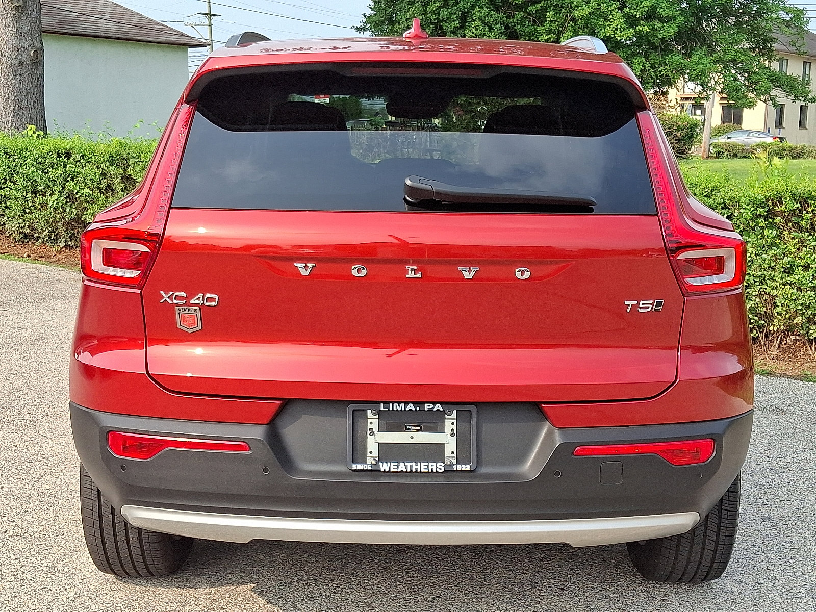 Used 2019 Volvo XC40 T5 Momentum image 5