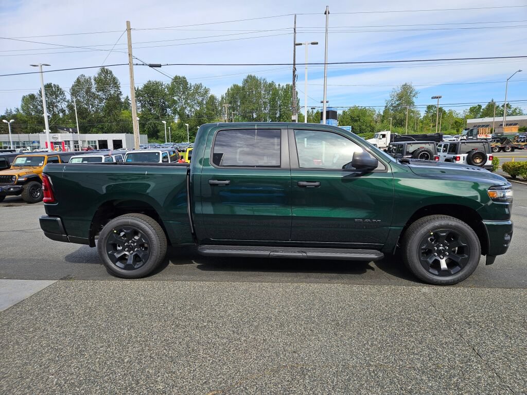 New 2026 RAM 1500 Express AWD/4WD image 6