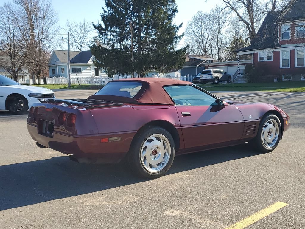 Used 1993 Chevrolet Corvette Convertible RWD image 4