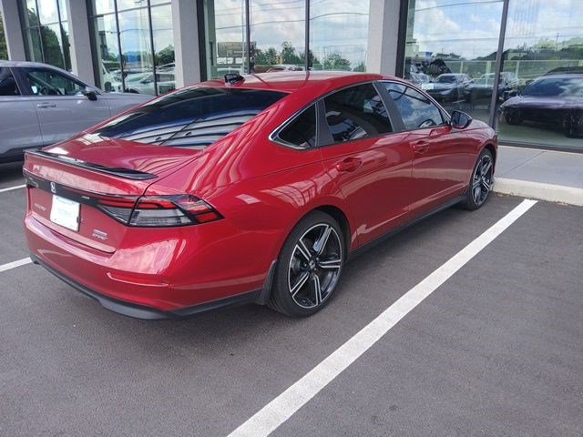 Used 2023 Honda Accord Sport image 9