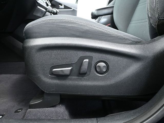Used 2019 Kia Sorento LX image 19