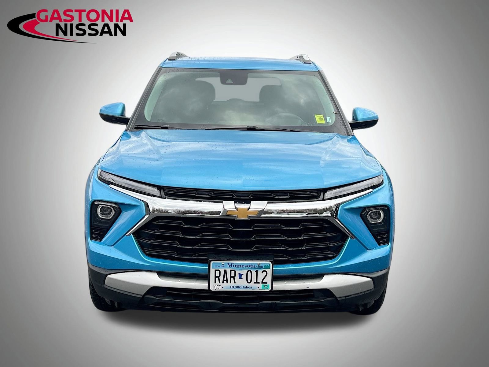 Used 2025 Chevrolet TrailBlazer LT image 2