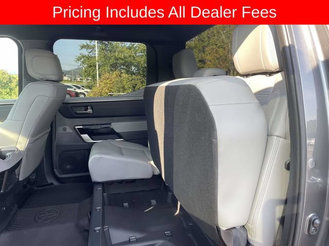 Used 2025 Toyota Tundra Limited AWD/4WD image 17
