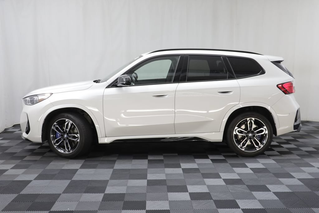 Used 2025 BMW X1 M35i AWD/4WD image 4