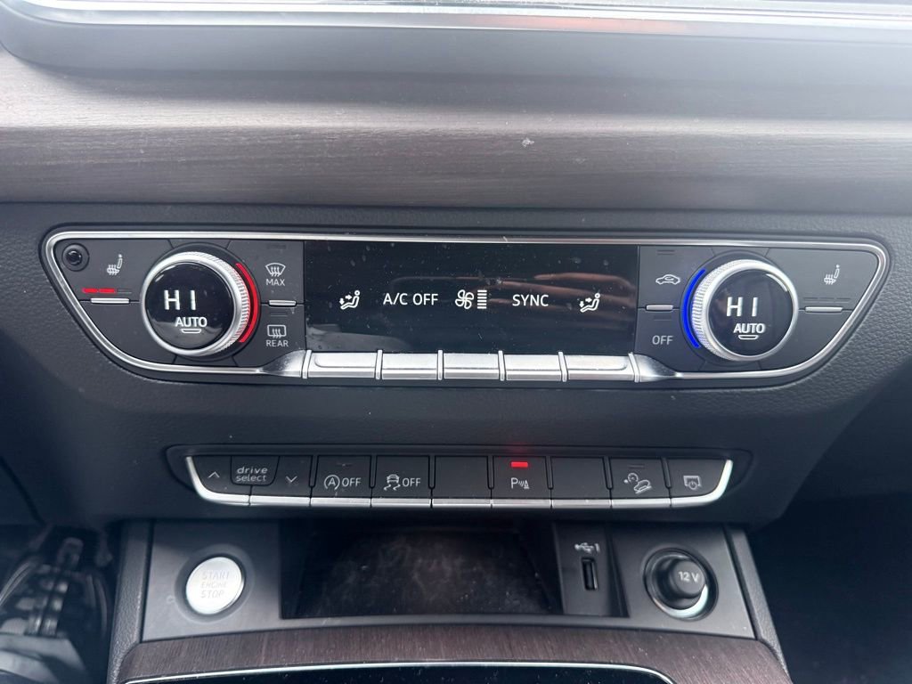 Used 2022 Audi Q5 2.0T Premium w/ Convenience Package image 10