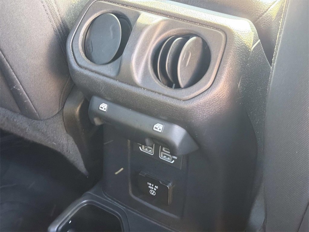 Used 2022 Jeep Gladiator Sport image 22
